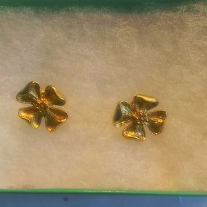 Napier goldtone flower earrings